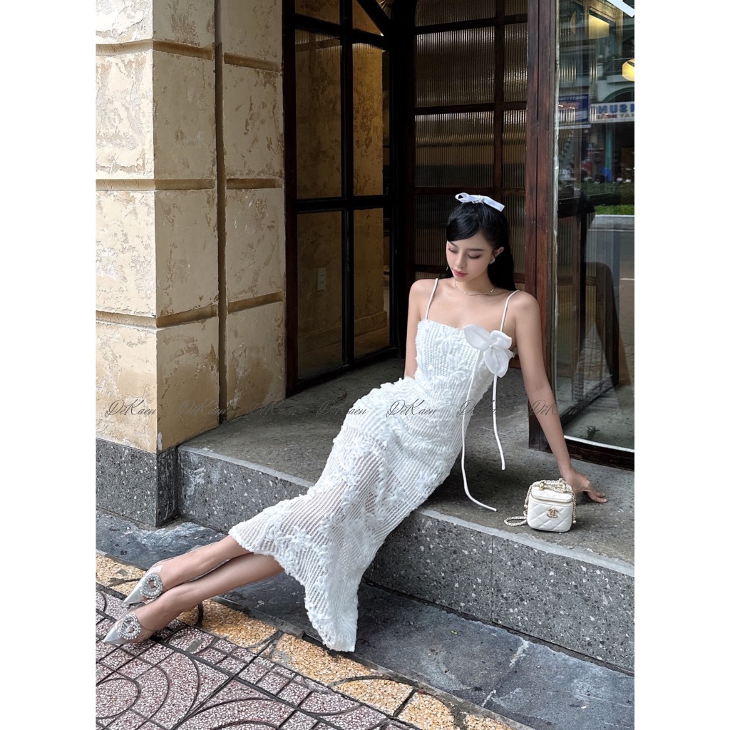 - ĐẦM REN BODY THÊU HOA QUYẾN RŨ SANG TRỌNG - ELENA DRESS