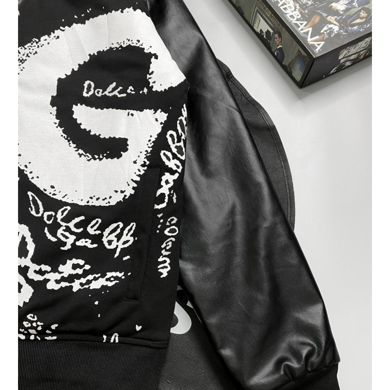 Áo khoác bomber dg hai lớp có hoạ tiết hình phối tay da khoá kéo màu đen thời trang nam nữ phong cách giới trẻ s đến xl