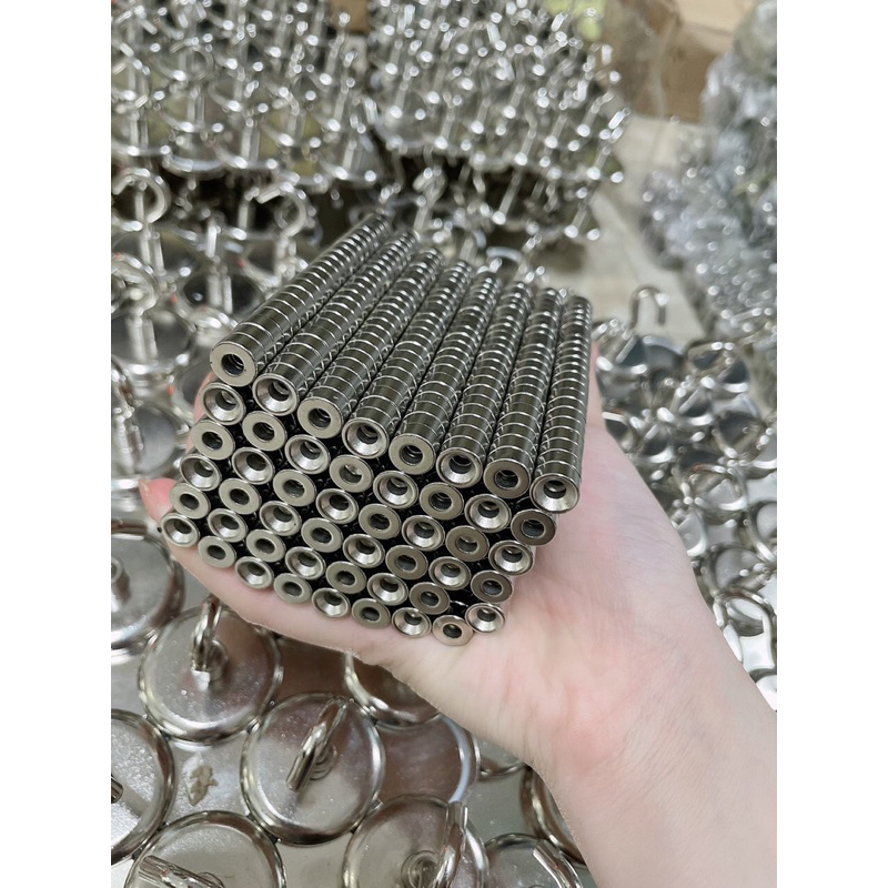 Nam châm trắng đất hiếm viên tròn có lỗ nhiều kích thước