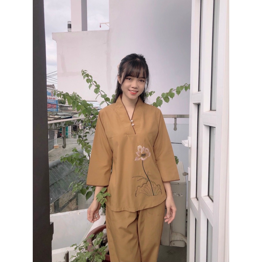 Đồ lam đi chùa nữ chất vải kate 2 nút ngọc thêu sen Thiên Di - Pháp phục đi chùa nữ cao cấp dành cho phật tử D39