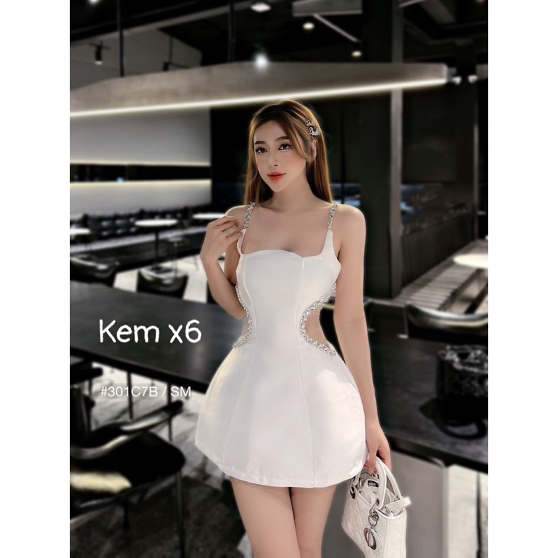 Đầm tiệc khoét eo đính đá cao cấp nữ