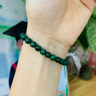 Vòng đá phong thủy xanh nước biển hợp mệnh thuỷ, mộc