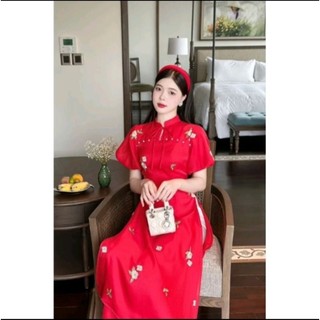 Áo dài cách tân 4 tà thêu hoa