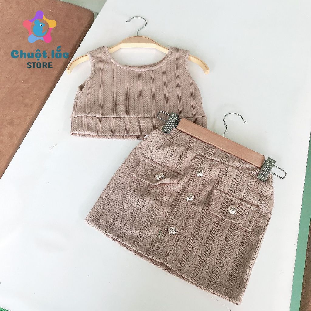 Sét bộ bé gái gồm áo croptop và chân váy len mềm cá tính 8kg đến 20kg