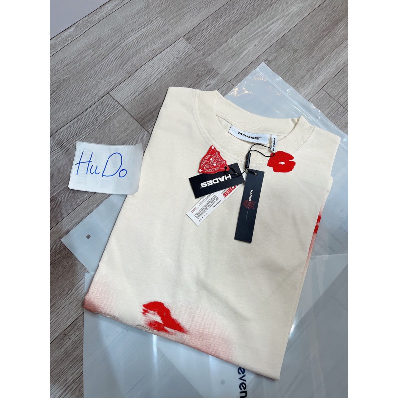 Áo thun HADES LIP ON YOUR SIP new full tag k bọc