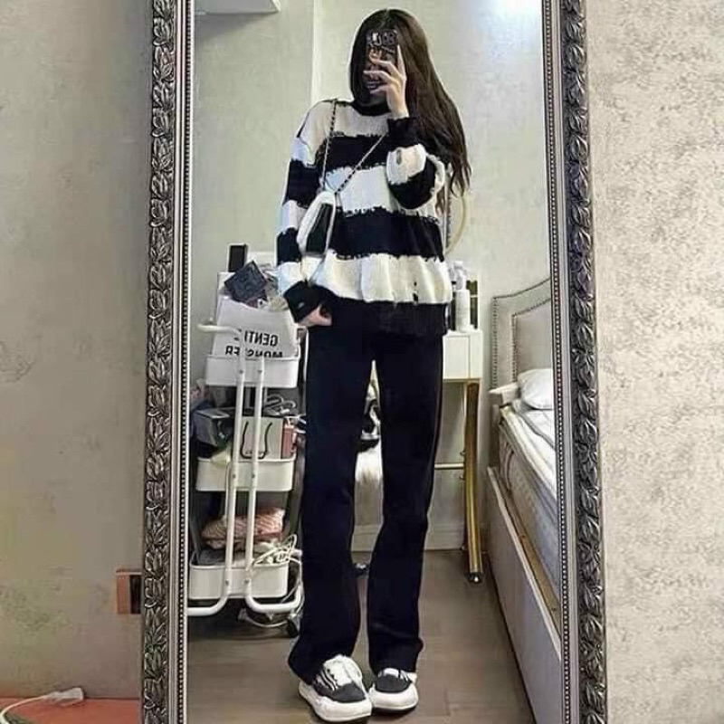 Áo len kẻ rách cho mùa thu 🍂