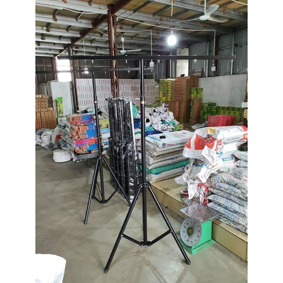 Chân đèn sâu khấu treo 6 đèn sự kiện chữ T chất liệu sắt và Inox giá tại xưởng