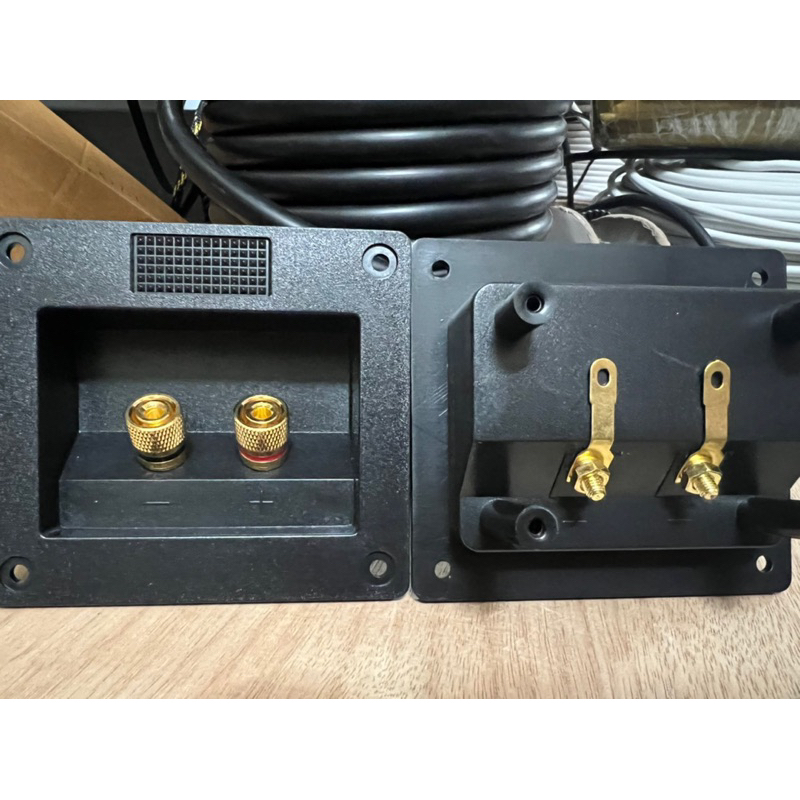 Mặt loa, hậu loa hình chữ nhật- giá bán 1 chiếc