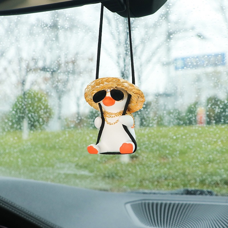 Khanh treo gương ô tô thú cưng ngồi đu dây vịt dáng yêu treo cửa sổ nhà cửa