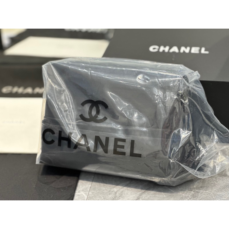 Túi đeo Xleo da hạt Phơ láp Chất da hạt caviar code chip Fullbox vip nam châm Size 19 CM w166-19