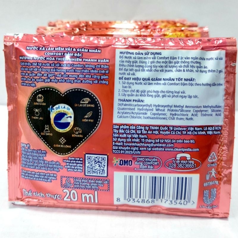 Dây nước xả Comfort nước hoa thiên nhiên hương Thanh Xuân 10 gói x 20ml