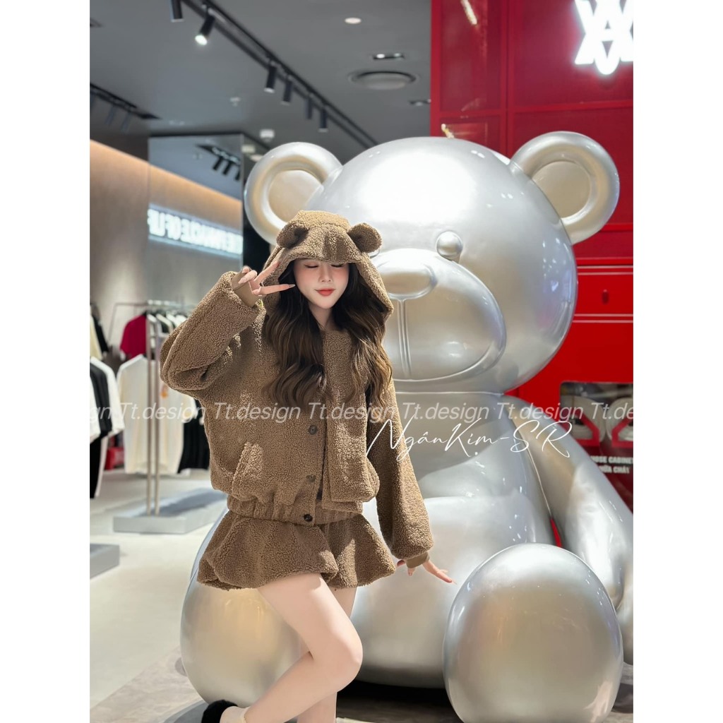Set Bộ Nữ Tai Gấu Và Chân Váy Siêu Xinh
