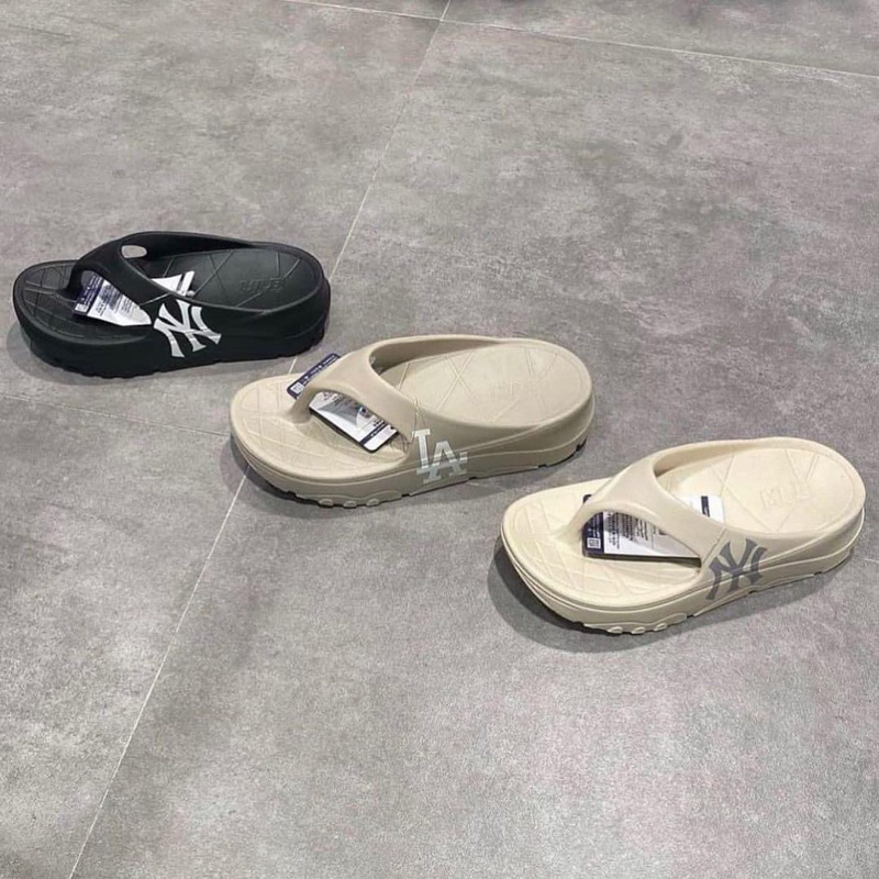 [CHÍNH HÃNG] DÉP MLB KOREA CHUNKY SLIDER FLIP-FLOP NEW YORK YANKEES - DÉP XỎ NGÓN CAO SU - FULLBOX C