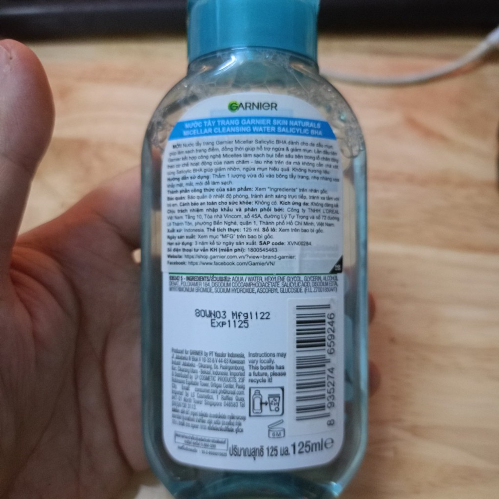 Nước tẩy trang Garnier Cho Da Dầu Mụn Salicylic BHA Micellar