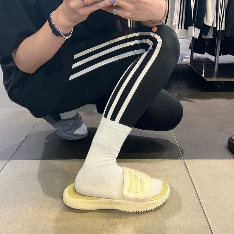 DÉP ADIDAS ALPHABOUNCE SLIDE TRẮNG ĐEN - GY9415 - DÉP QUAI DÁN CHÍNH HÃNG