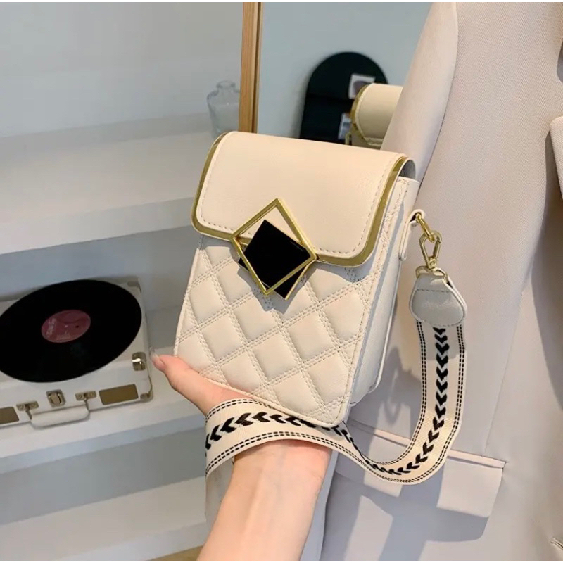 Túi đeo chéo túi đựng điện thoại khoá hình vuông tráng gương thiết kế đơn giản thời trang