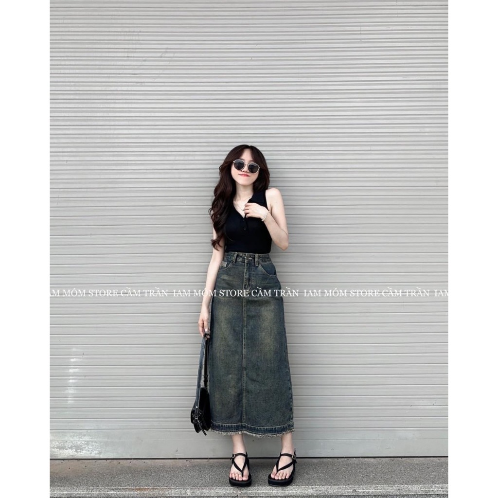 Chân váy jeans dài tua gấu xẻ sau màu tây
