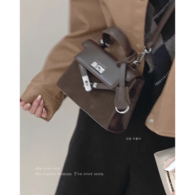 Túi xách nữ cầm tay Tuinhacam túi mini đeo chéo đựng vừa điện thoại da lộn dáng vuông thời trang nữ - TNC035