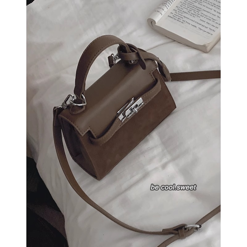 Túi xách nữ cầm tay Tuinhacam túi mini đeo chéo đựng vừa điện thoại da lộn dáng vuông thời trang nữ - TNC035