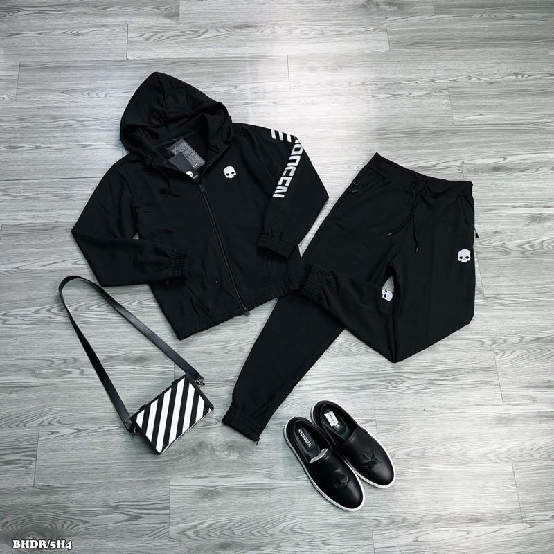 BỘ THỂ THAO HODIE CÓ MŨ SIÊU PHẨM CHO MÙA ĐÔNG NĂM NAY