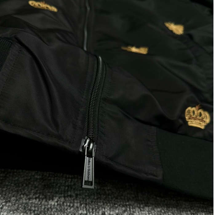 Áo Khoác Bomber Bản Thêu Vương Miện Đì O Thêu Ong_Áo Gió Nam Nữ Bản Thêu Hoàn Thiện