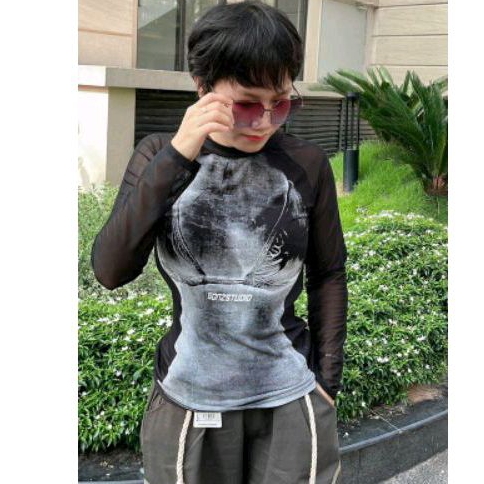 Áo thun tay dài phối lưới cổ tròn in 3D hình body siêu hot