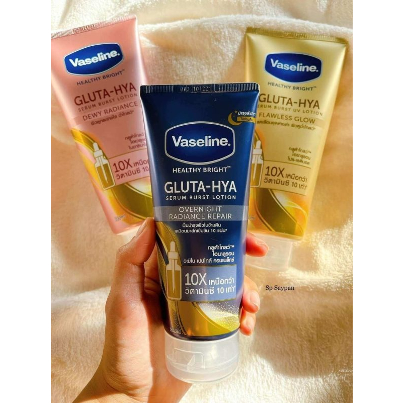 Sữa Dưỡng Thể Trắng Da Vaseline 10X GLUTA HYA 330ml