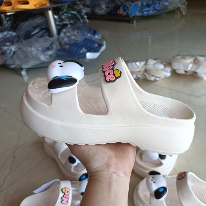 Dép bánh mỳ Lainiki hình Cún cute Dép quai ngang nữ đế đúc siêu nhẹ 8663