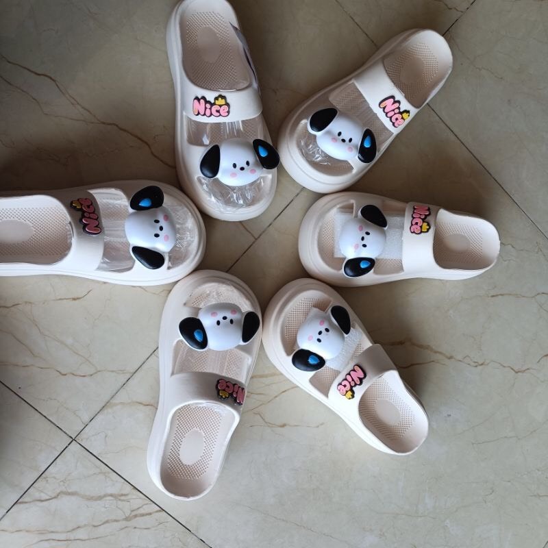 Dép bánh mỳ Lainiki hình Cún cute Dép quai ngang nữ đế đúc siêu nhẹ 8663