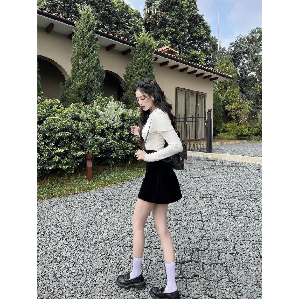 Set đồ nữ áo dài tay đính nơ kèm chân váy nhung chữ A dáng ngắn, set đồ tiểu thư áo kèm choàng vai sang chảnh thiết kế