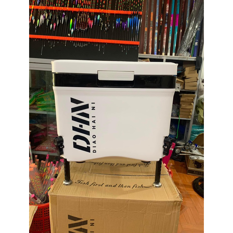 Thùng câu đài mini 16lit chân đia hình