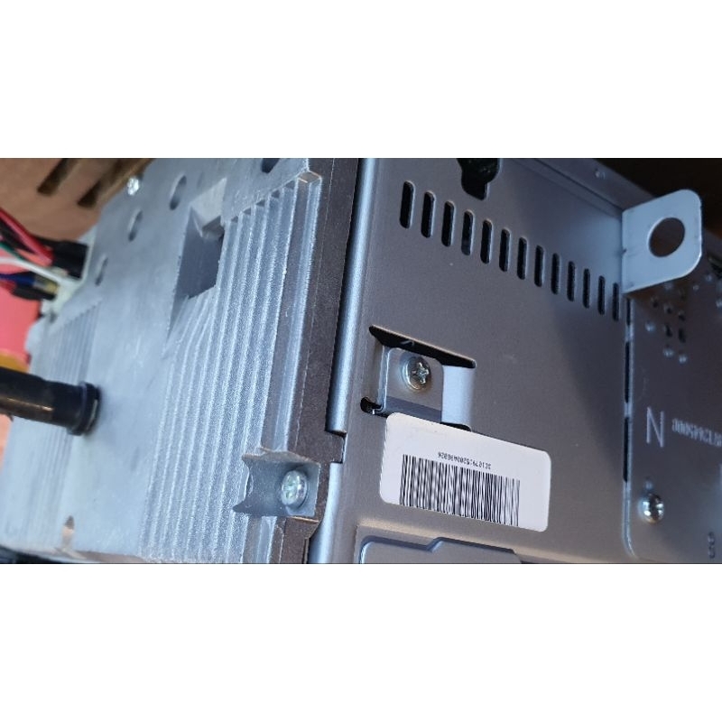 Máy phát nhạc liền Amply chevrolet SPACK. tính năng USB Aux cd radio.