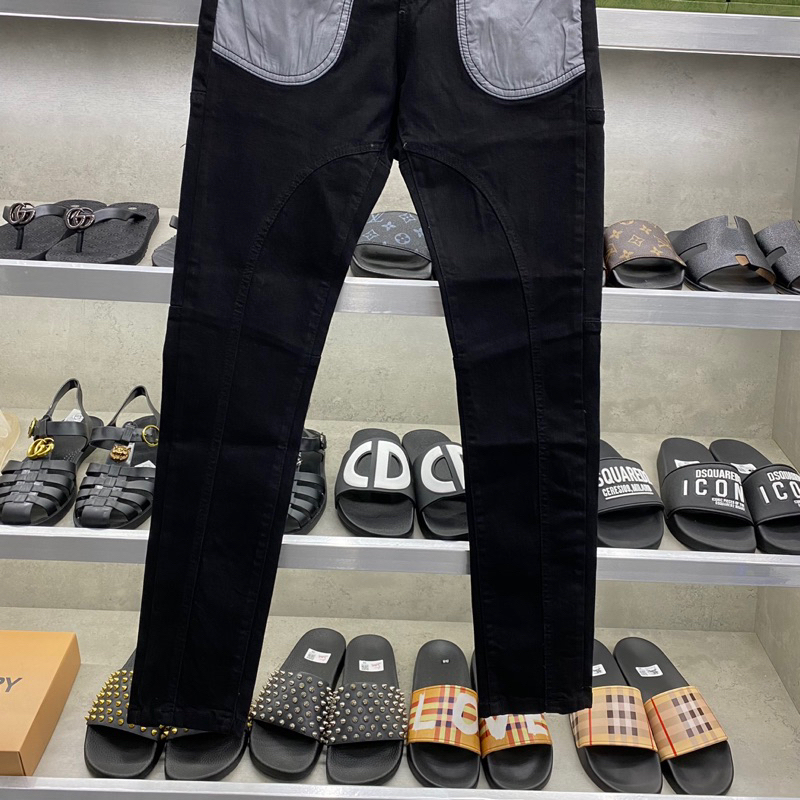 Quần jean obsess phối túi xám 4 cúc đơn giản,quân bò obsess đen túi màu xám phong cách hưởng đá