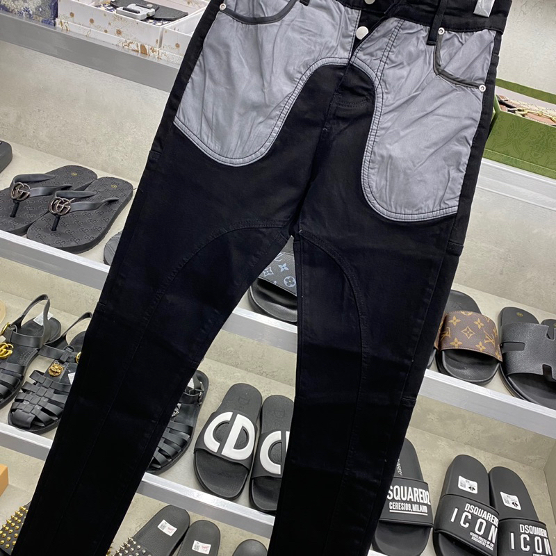 Quần jean obsess phối túi xám 4 cúc đơn giản,quân bò obsess đen túi màu xám phong cách hưởng đá