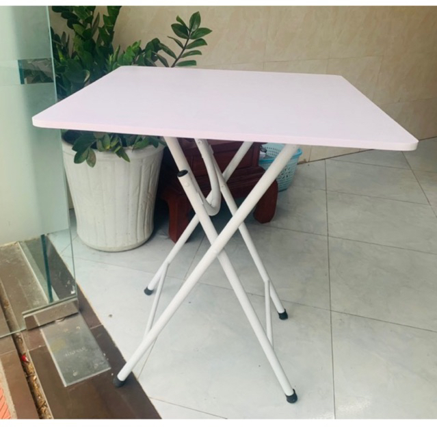 Bàn vuông 60*60cm cao 73cm