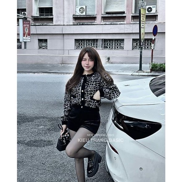 Áo khoác nhung cúc tim nhũ kim sa dài tay