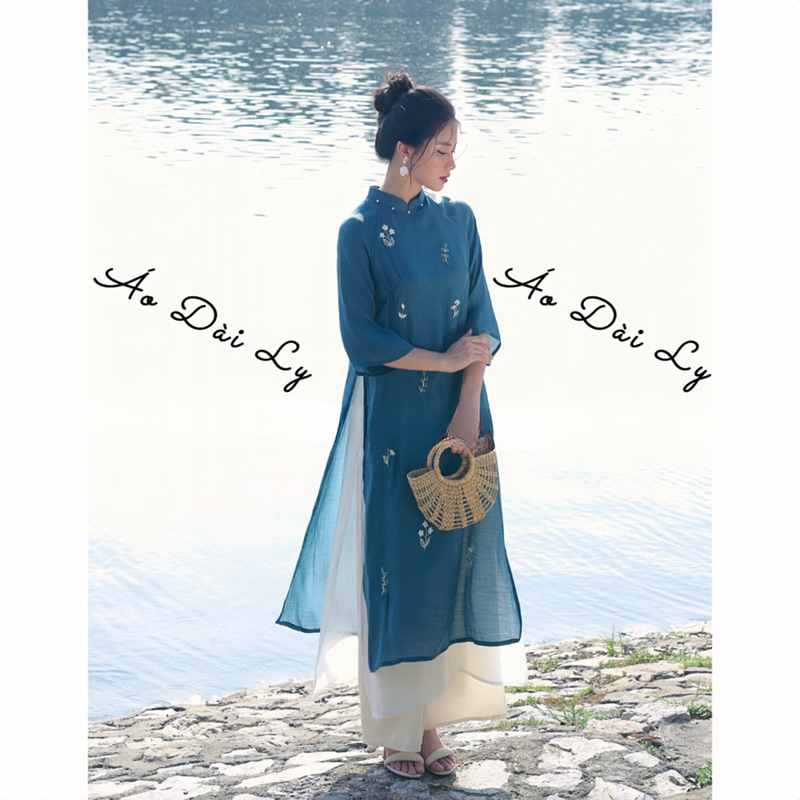 Áo dài Hạ Vy form suông