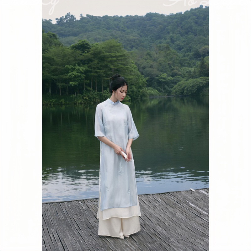 Áo dài Hạ Vy form suông