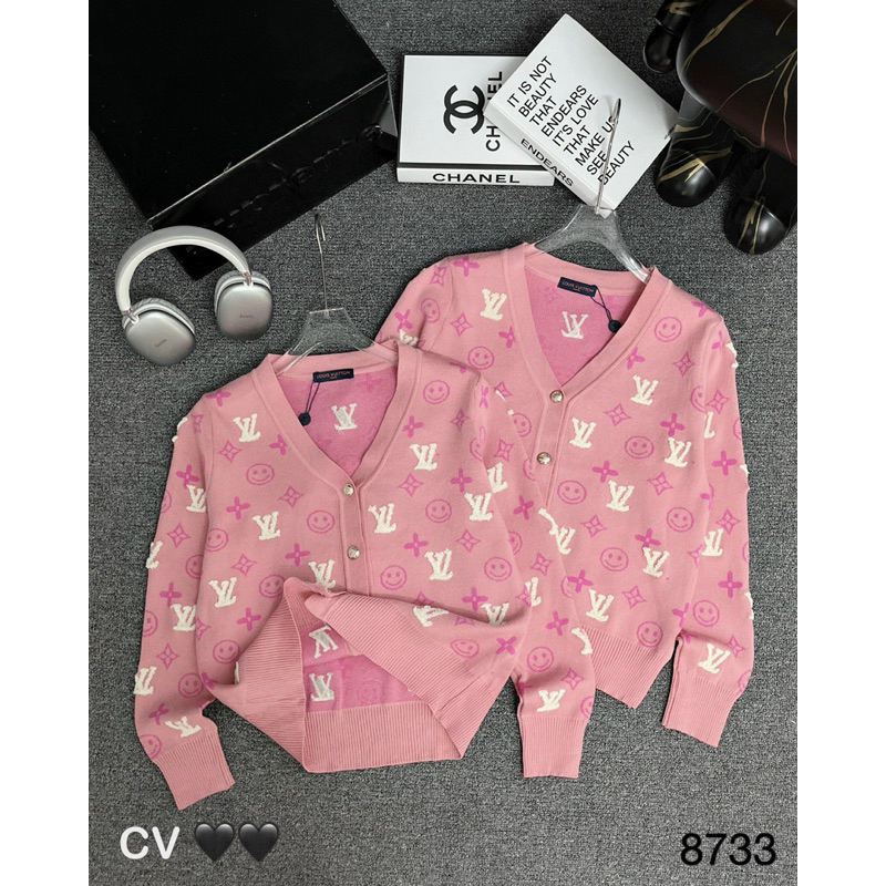 Áo cardigan len hồng LV xù QCCC