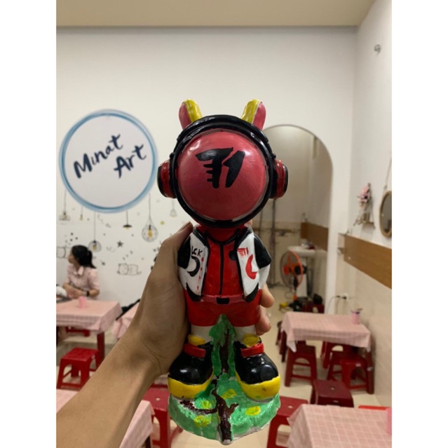 Tượng tô màu thạch cao gấu bearbrick size lớn