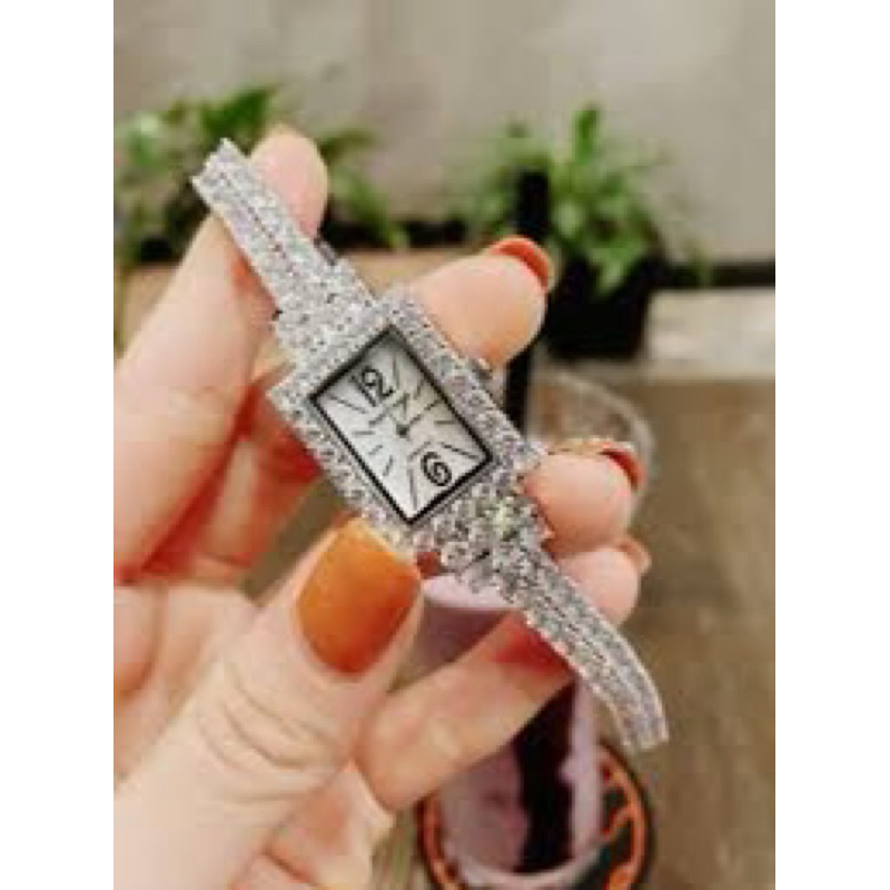 Đồng hồ Royal Crown