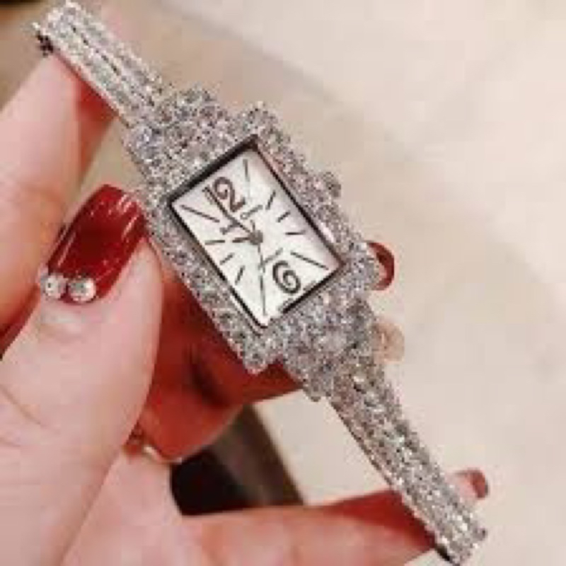 Đồng hồ Royal Crown