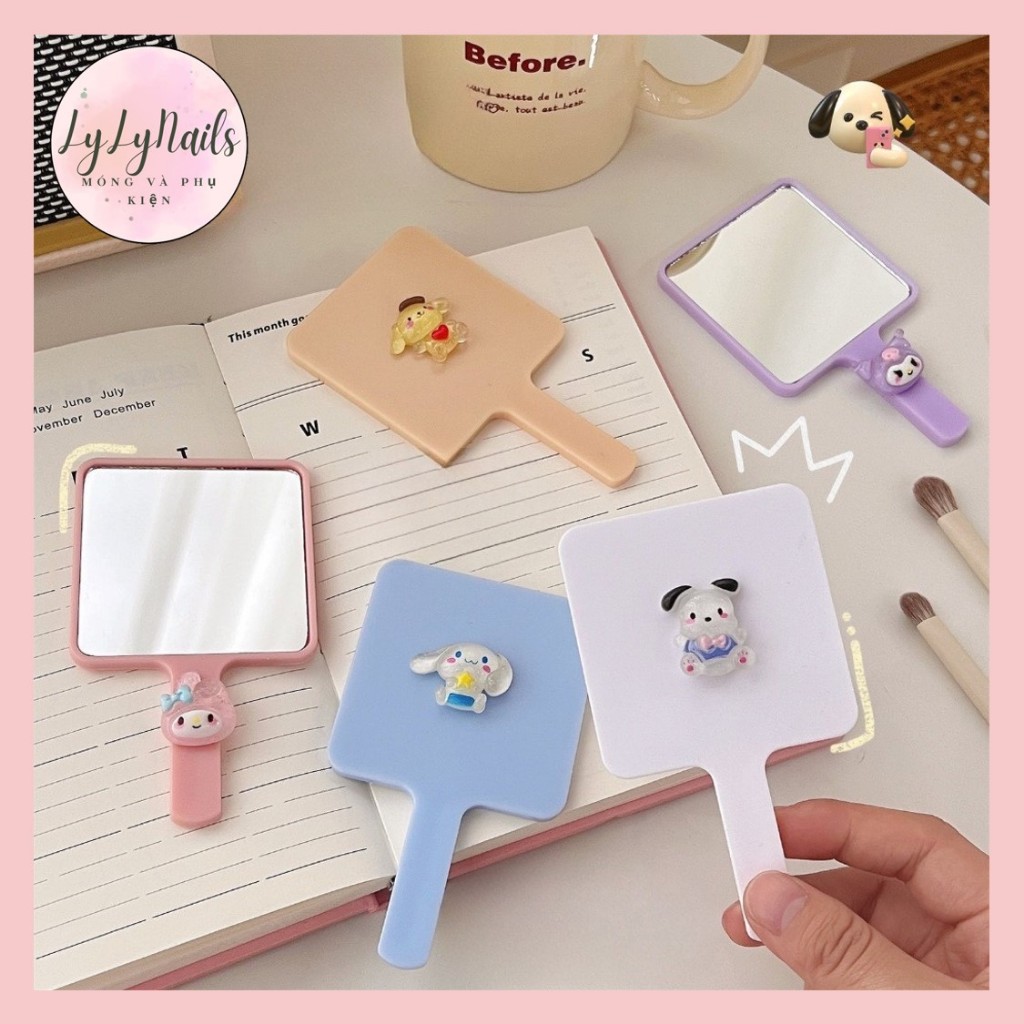 Gương Trang Điểm Cầm Tay Thiết Kế Hoạt Hình Dễ Thương LyLy