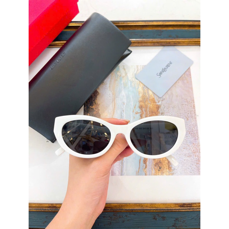 Kính Y.$.L mắt mèo