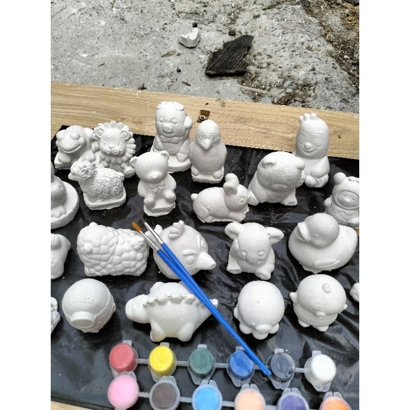 Combo 20 tượng tô màu kèm 12 màu+2 cọ