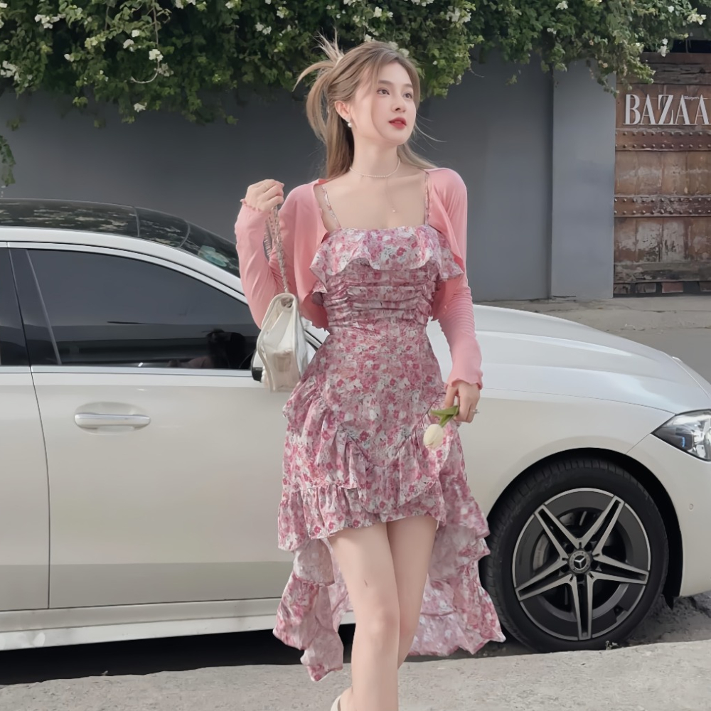 Sét váy hoa nhí 2 dây với áo cadigan chất mỏng thun gân, váy đuôi xẻ tà siêu xinh