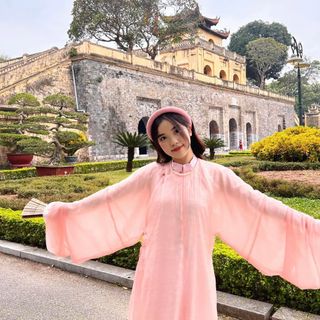 Áo ngũ thân,áo tấc tay thụng nữ vải tơ xước kim tuyến màu hồng