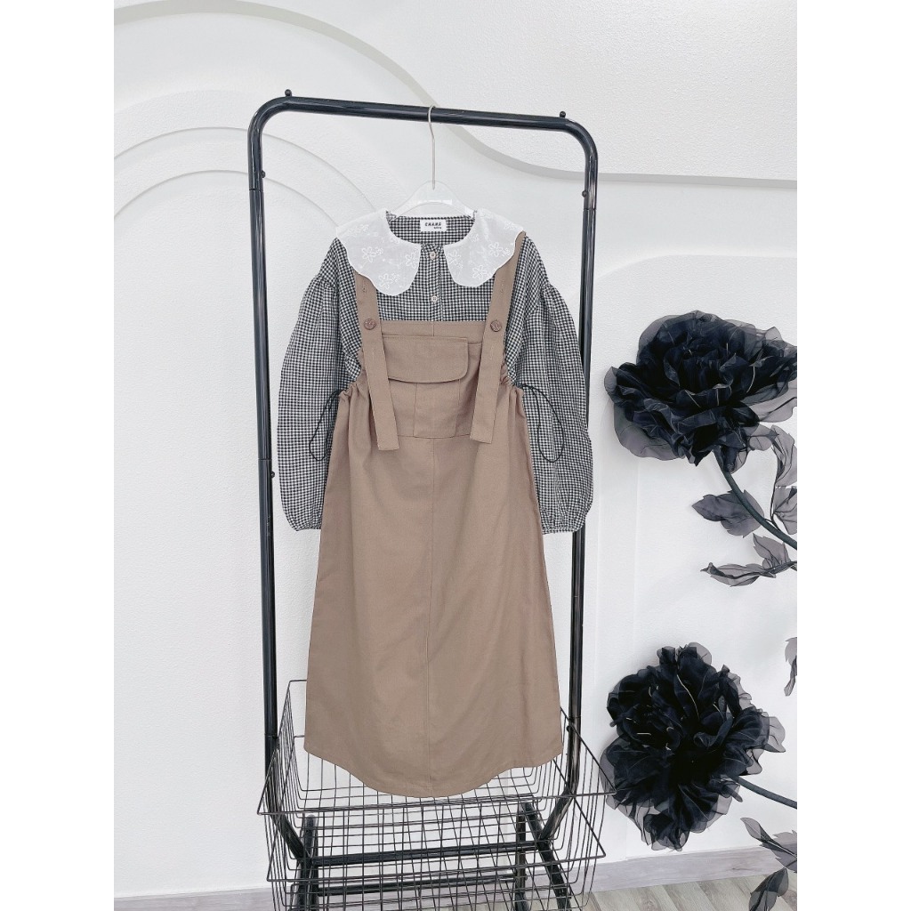 SET ÁO SƠ MI BBD CARO CỔ REN BÈO SEN TRẮNG TAY PHỒNG + ĐẦM YẾM NÂU RÚT DÂY 2 BÊN  SHEEP