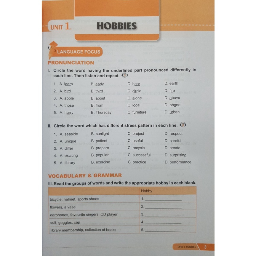 Sách - Bài tập phát triển năng lực Tiếng Anh 7 - GD