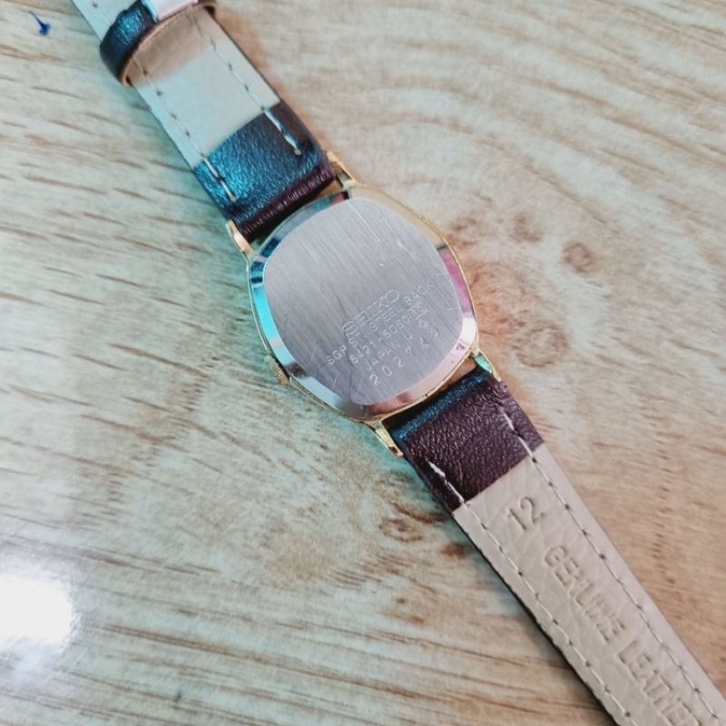 Đồng hồ nữ Seiko